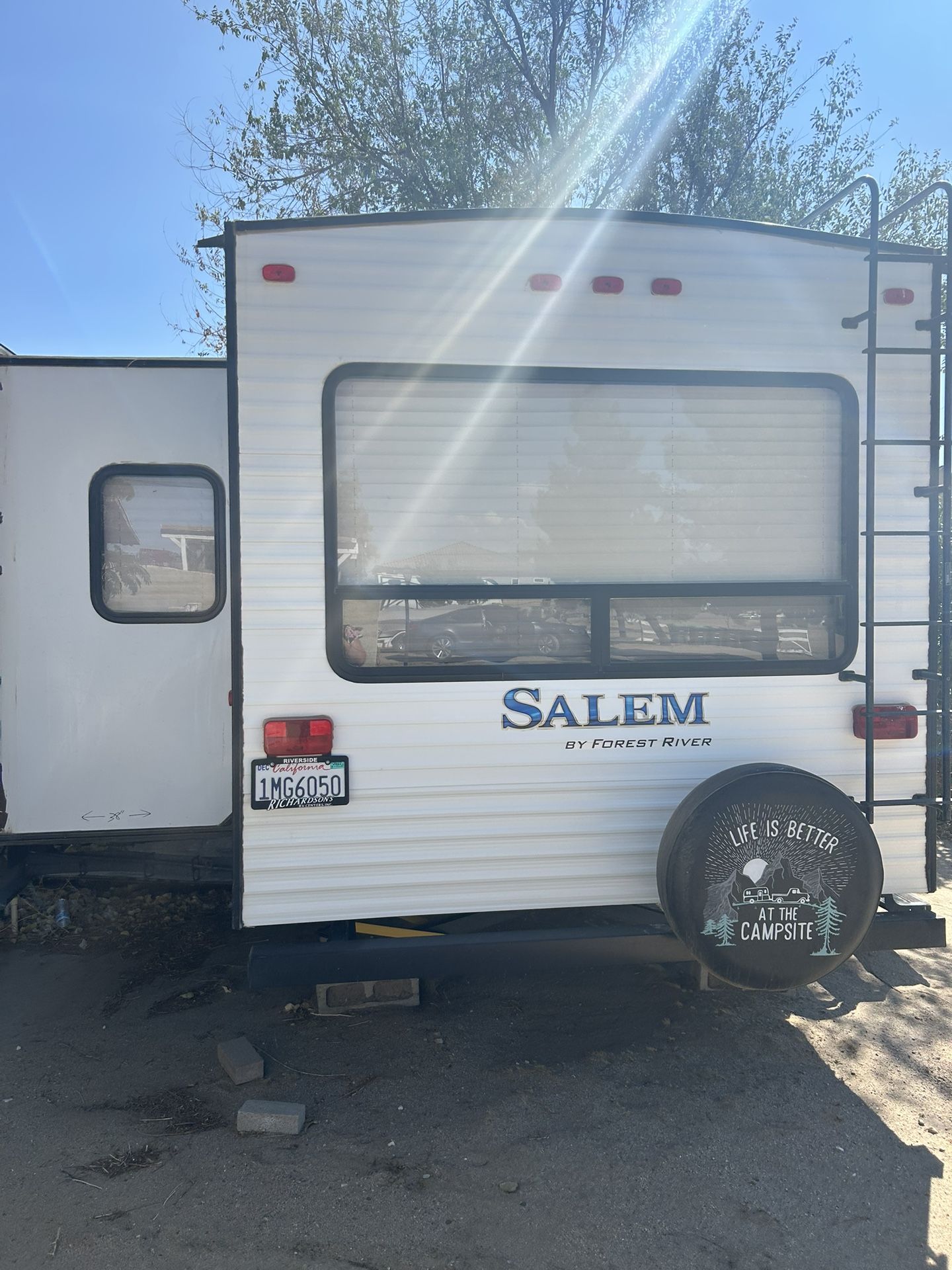 2017 Salem  Forest River 33ft RV $20000