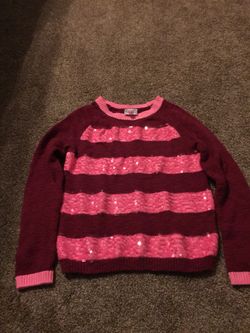 Beautiful sweater for 5-6 years old girls