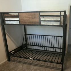Industrial Style Twin/Full Futon bunkbedIndustrial Style Twin/Full Futon bunkbed