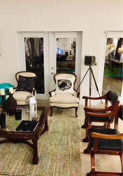 Accent Chairs Cream Wood carved Franch style Louis XV  a pair