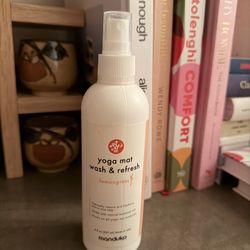 100% natural essential oil yoga mat cleaning spray