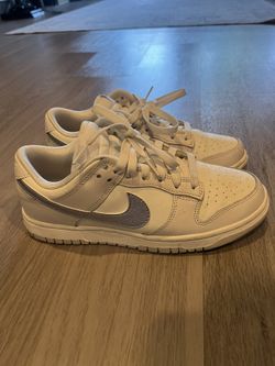 Women’s Nike Dunks