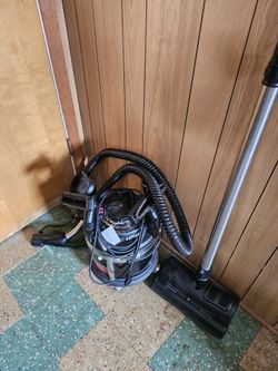 Filter queen Vacuum With Accessories 