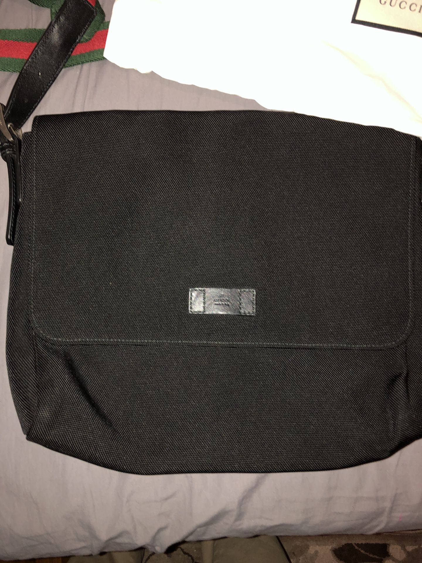 Gucci messenger bag