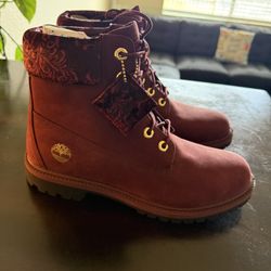 Timberland Female Boots 9.5