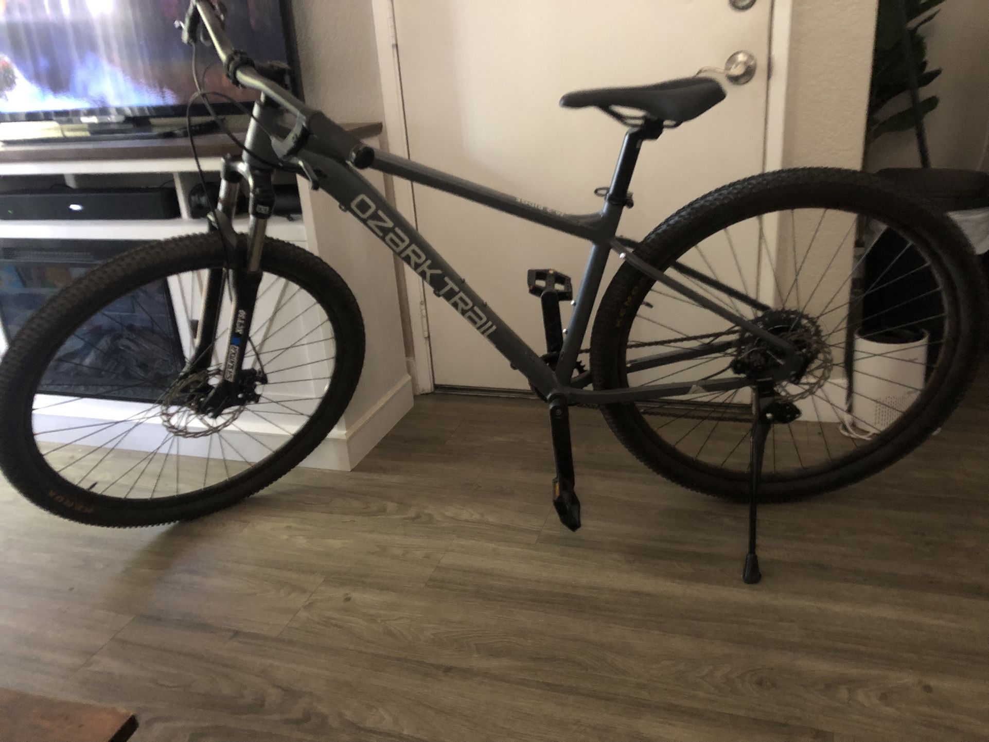 Ozark trail Mountain Bike