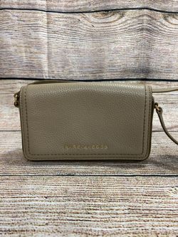 Marc Jacobs Tan Leather Crossbody (PO1010790)