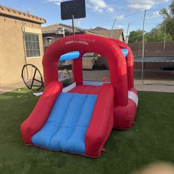 Bounce House 