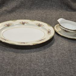 Noritake Oval serving platter and gravy boat