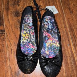 Girls Size 3  Asking 5.00 