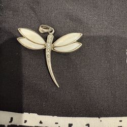 Dragon Fly Pendant 