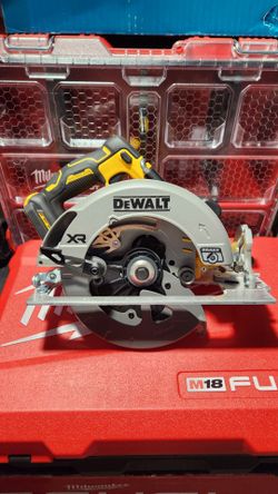 Dewalt 20v XR 7 1/4 skillsaw no less firm price $120
