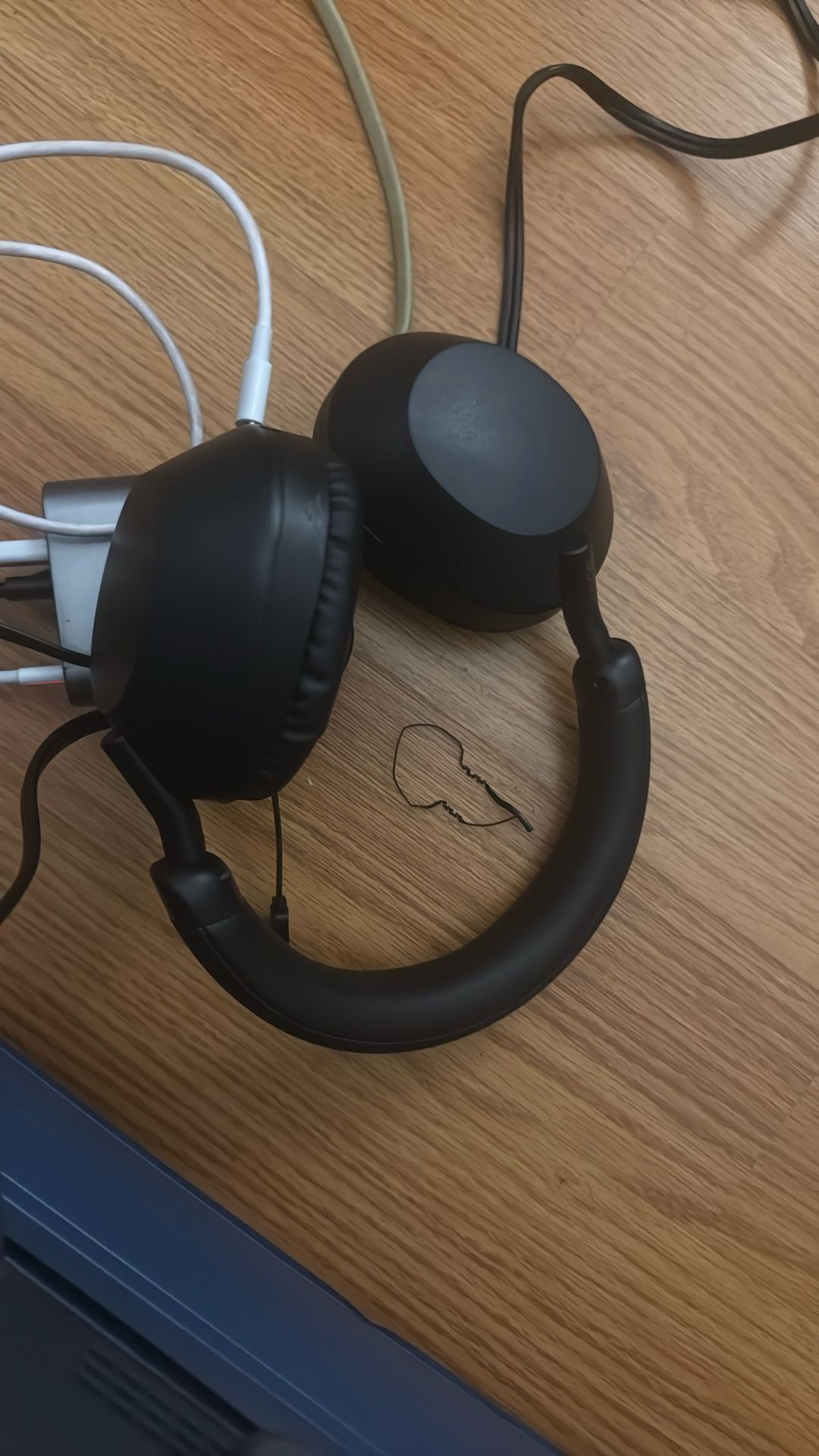 Sony WH-1000XM5