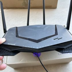 Netgear XR450 Gaming Router