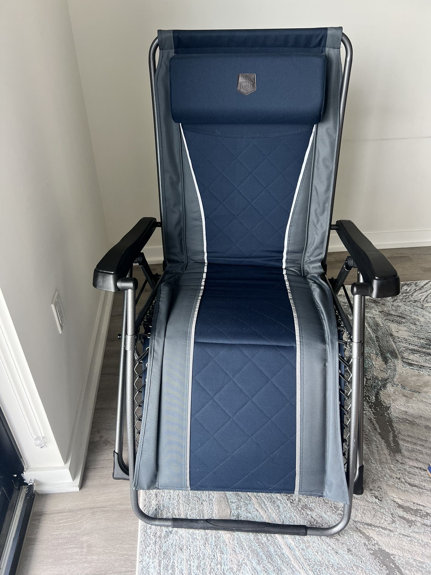 Reclining Beach Chair