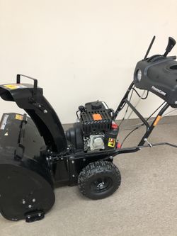 Snow blower Power Care in like new condition