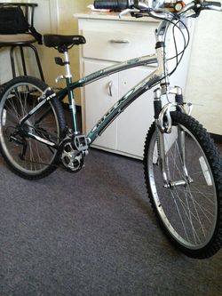 Mongoose mgx redondo mountain bike sale