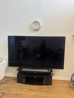 FREE TV AND STAND