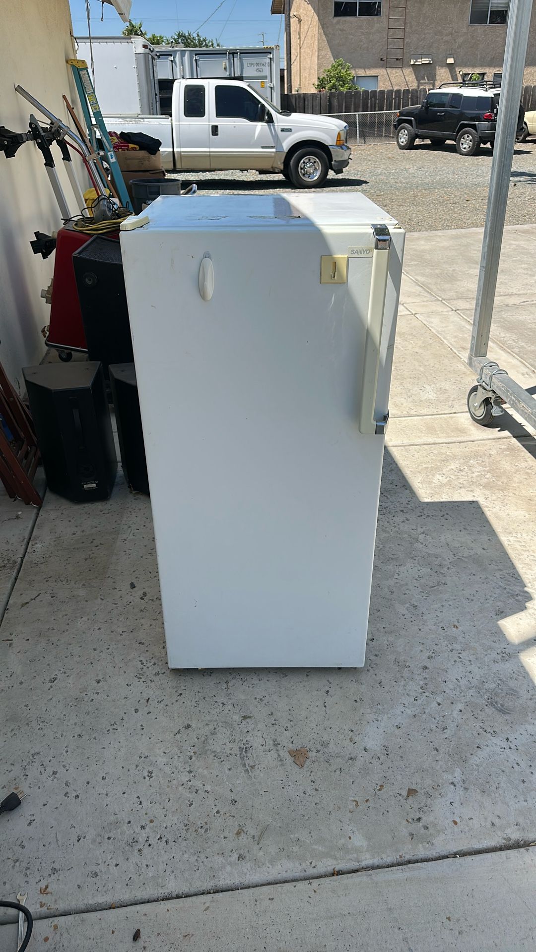 Small Refrigerator