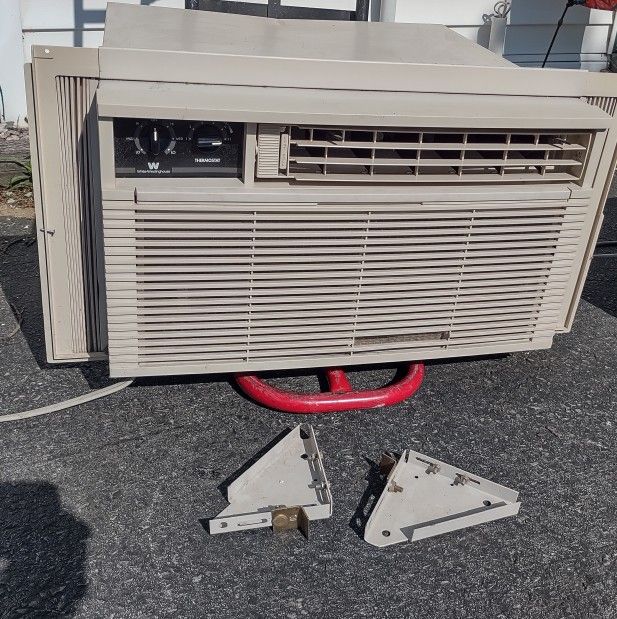 10000 BTU Air Conditioner