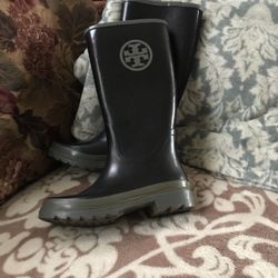 Tory Burch Rain Boots for Sale in Everett WA OfferUp