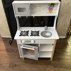 Kids Basic Kitchen 