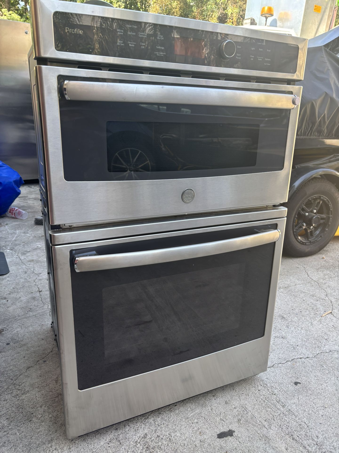 GE PROFILE MICROWAVE OVEN COMBO 27 INCH