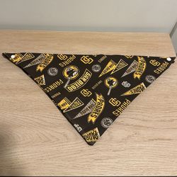 Padres Snap Bandanas & Hats For Dogs 