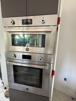 Bertazzoni Stainless Steel Double Wall Oven