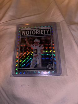 Drake Maye notoriety refractor patriots football card
