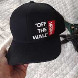 VANS OFF THE WALL CAP 🧢 NEW SIZE M - L
