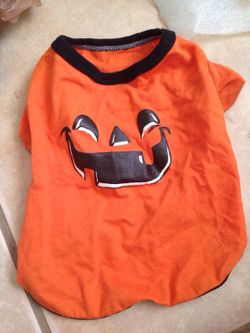 Size Small Dog Halloween Shirt