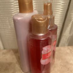Victoria Secret Sweet Daydream Lotion, Body Wash & Body Mist