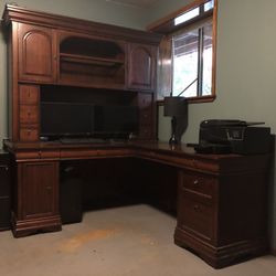 Mahogany Desk 