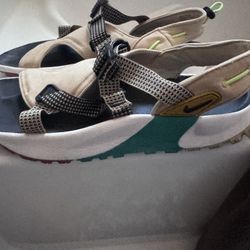 Men’s Nike Sandals 
