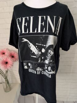Selena official merchandise size L