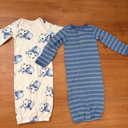 NWOT Carters 3M gowns