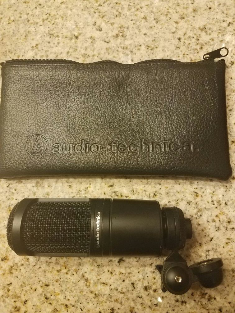 Audio Technica at2020 Microphone