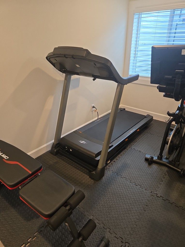 Nordic Track T 6.5 Series Treadmill