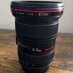 Canon EF 16-35mm f/2.8L II USM Ultra Wide Angle Zoom Lens