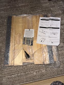 Wood pullout tray/drawer
