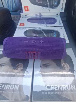 JBL Flip 7 Portable Bluetooth Speaker