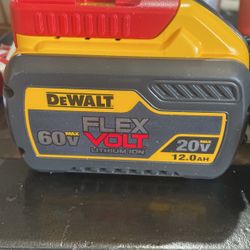 Dewalt 60 V Max 12.0 AH With 4 Amp Charger 