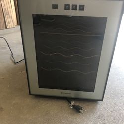 Emerson Wine Refrigerator 