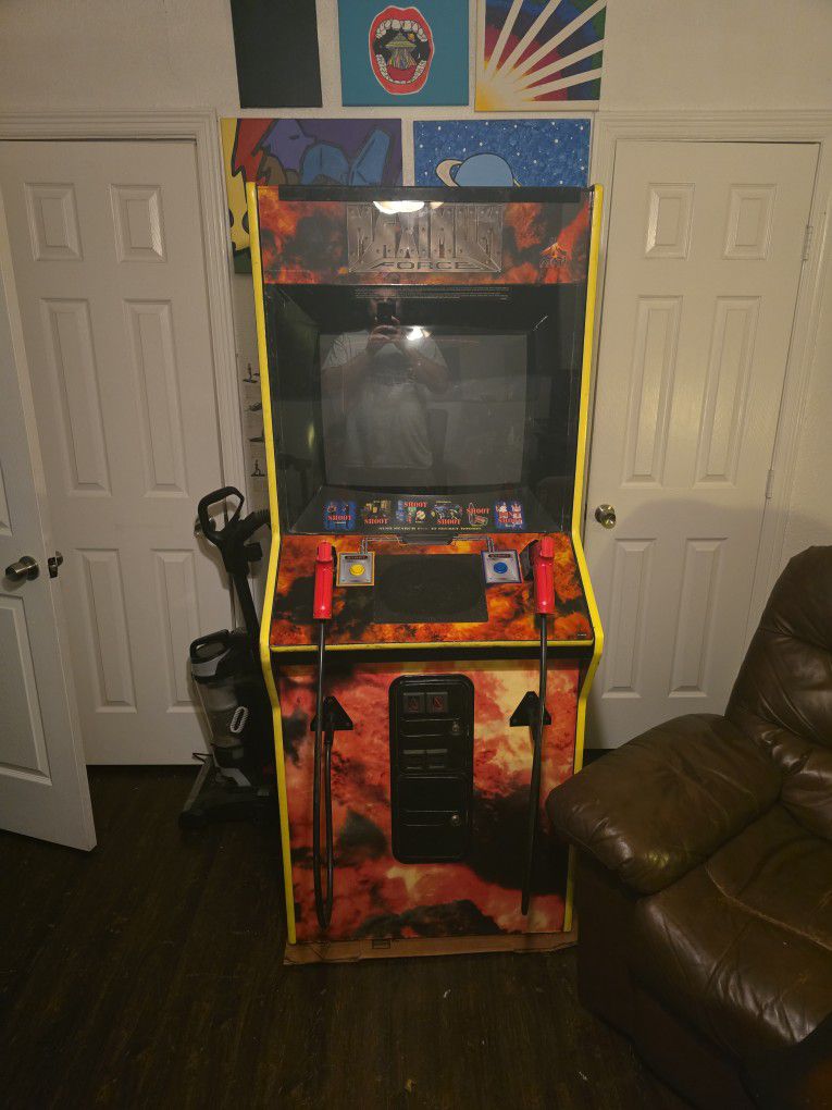 Atari Maximum Force Shooting Arcade  Game 