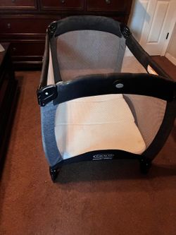 Graco pack and play Blue color