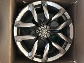2010-2014 Nissan 370Z Rear Wheel 18x9 hyper silver. Straight with lots of curb rash