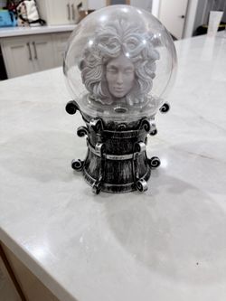 Medusa Snow Globe Decorative Figurine singing