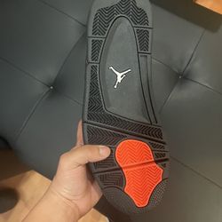 Jordan 4 Red Thunders