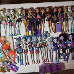 Monster High for Sale! READ :)